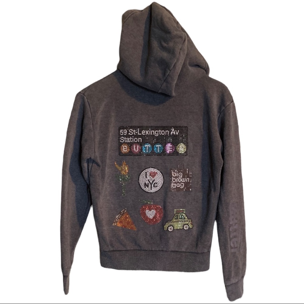 Price ⬇️ KIDS Butter zipped gray hoodie junk food themed. Size M.